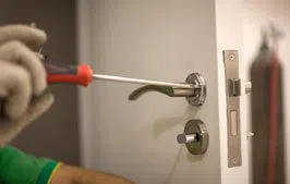 Locksmith Master Shop Bronx, NY 718-304-2935 - 5-Locks-Repair